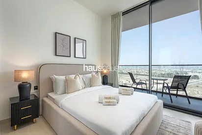 Panoramic Skyline View | Private Pool | Deluxe