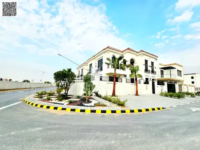 Classic villa with a swimming pool, stone facade, custom finishing, located directly behind the garden.