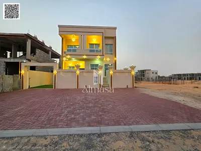 فيلا احلامك بسعر مغري ، علي الشارع الرئيسي ، بجوار جميع الخدمات ، حوش داخلي كبير  ، تملك حر لجميع الجنسيات ، قابل للتفاوض