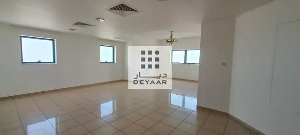 Huge 3 bed with balcony |  1 month free
