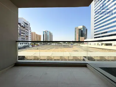 Bright and Spacious 1BR Apartment | Great Location