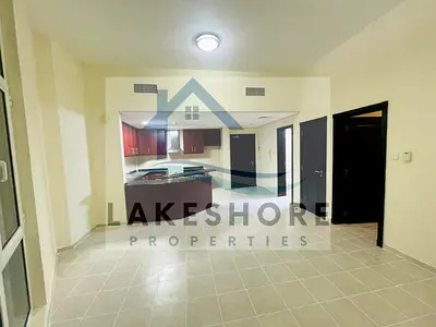 Spacious | Next to Bus Stop | Vacant on Transfer