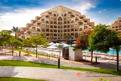 Expansive Calm | Mid-Floor | Tenanted