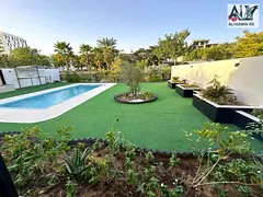 Luxury villa in the heart of Al-Zoura city, 4 master bedrooms, area of ​​nearly 4000 feet, swimm