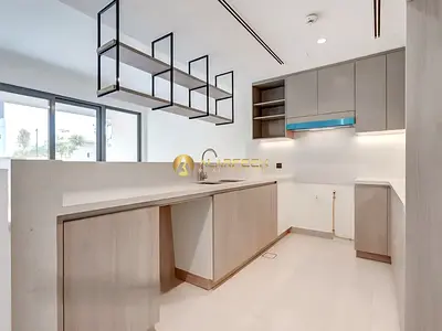 3Br+maid | Community View | Prime Location