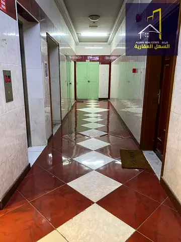 Building for sale in Al Qasimia area with a return of over 15% - a great deal!