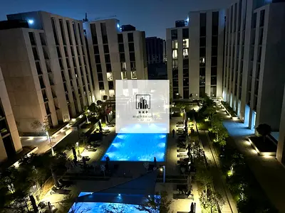 Specious fully furnished 1br apartment with swimming pool view