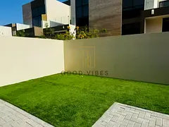 VACANT | SPACIOUS 3 BEDROOM ENSUITE + MAIDS