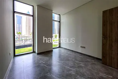01 Layout | Full Canal View | Brand New