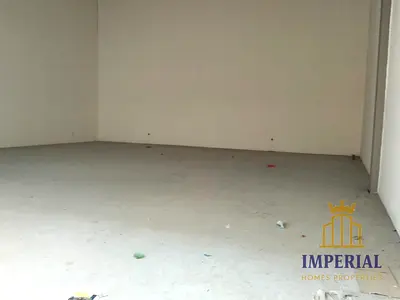 مستودع2580الف قدم ام القيوين ام الثعوب