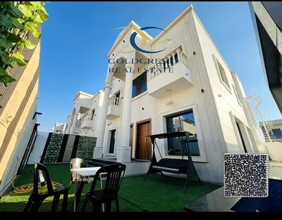 VILLA FOR SALE!