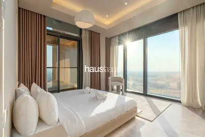 Contemporary | Upgraded | Stunning Skyline Views