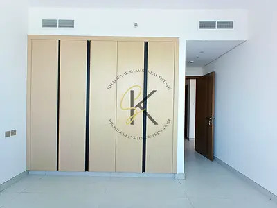 Lavish 1 BHK full of family Brand new building for contact Babar