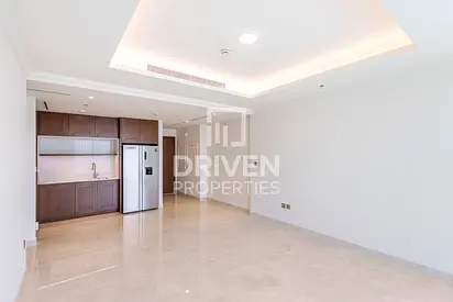 Brand New and Modern Unit | Sea and Skyline Views