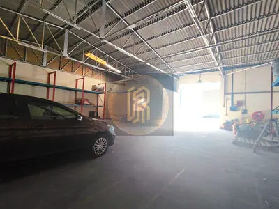 3500 sqft Warehouse - no industrial or commercial activity