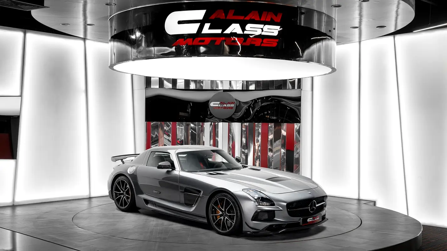 Mercedes-Benz SLS 2014 — photo 1 of 19