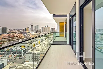 Vacant End of March | Beautiful Unit | Modern