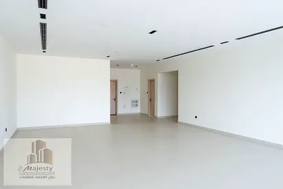 شقة للبيع في إمارة الشارقة بمنطقة الخان