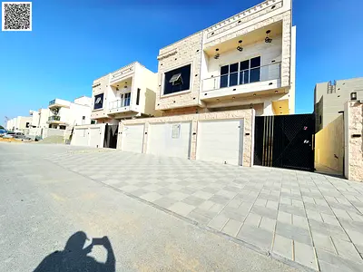 Modern villa with a stone facade, European design, 6 spacious rooms, registration fees included, located directly behind Jasmine Park.