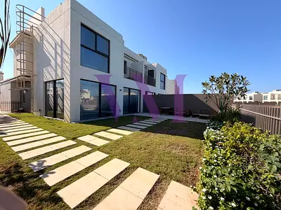 Exclusive 3 Bed + Maid's Room | Partial lagoon view