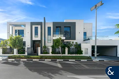 EXCLUSIVE | CUSTOM 5 BED | ONE OF A KIND