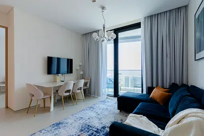 High Floor l Great Amenities ,Opened View l Fits 3