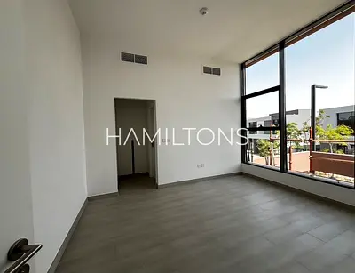 Spacious Smart Villa | Prime Location | Resale