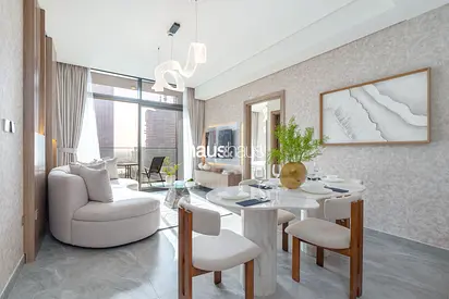 Charming 2BR | Canal View | Cozy Balcony