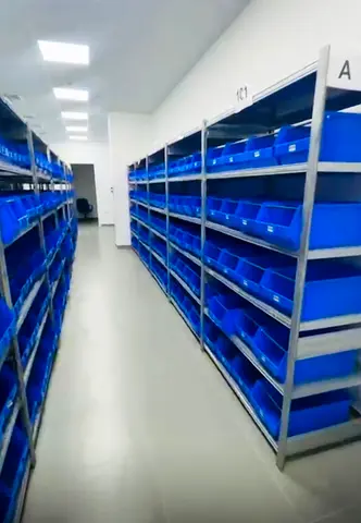 أفضل سعر 2400 للمتر المربع / السعر قابل للتفاوض / مع 8 مواقف سيارات مغطاة