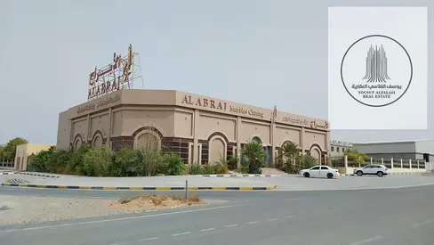 مصنع رخام للبيع مساحة 89680 قدم مجهز بالمعدات جاهز للاستلام