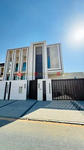 Signature Luxury Villa | Spacious 5 BHK | Al Alia