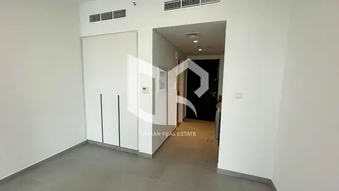 Ready-to-move-in studio - High return on investment - Freehold