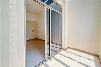 Single Row | Well Maintained | Vacant Soon