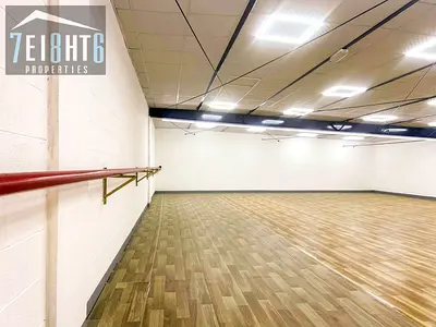 Warehouse for rent in Ras Al Khor