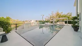 Newly Renovated 5 bedroom | Lake View
