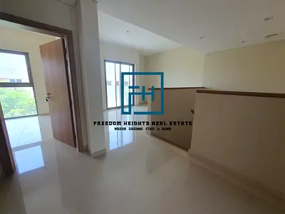شقة مميزة 》》 ثلاث غرف نوم 》》موقف سيارة مغطى 》》للإيجار 》》 الزاهية (مرحلة الليلك)