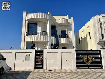 For lovers of luxury, sophistication, and refined taste: a villa with high-end finishes for sale.