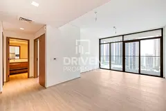 Spacious and Bright Apt | Ready to Move in