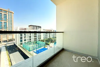 Vacant Now | Pool View | Multiple Cheques