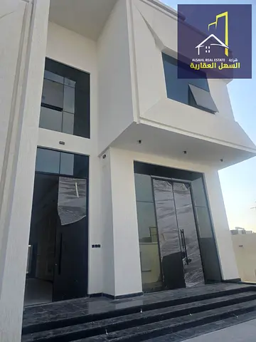 For Sale: Luxury Villa in Al Hoshi Area – Super Deluxe Finishing An outstanding villa with a modern design and spacious layout