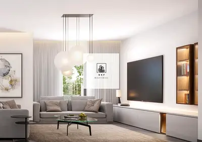 Luxurious four bedroom townhouse with prime location