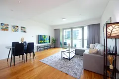 Luxury 1 Bedroom steps away from the Beach