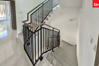 3 Bed + Roof | Th12e | Corner | Brand New | Vacant
