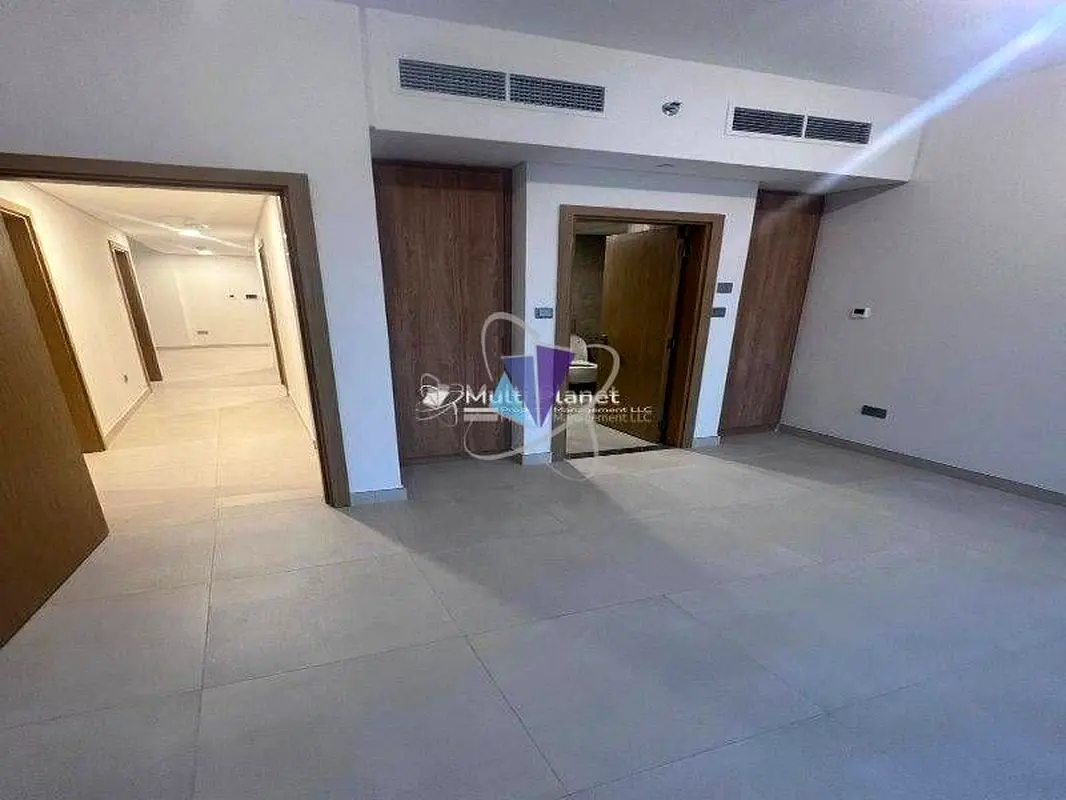 3BHK | Panoramic View | Vacant | Radiant View 1