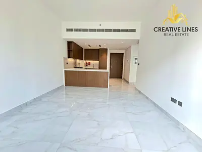 Large Layout !! Brand New !! All Amenities