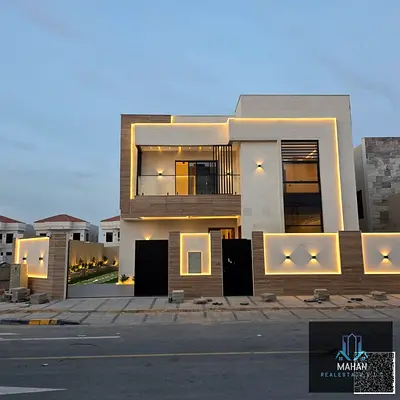 Al zahya Land area 4100 sqft Built up area 4000 sqft 5 bedrooms Maid room Corner villa Including transfer fees Required 2.8M negotiable