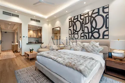 Upgraded | Fully Furnished | Close to Metro