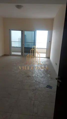 للبيع شقّة 4 غرف فاخرة مع إطلالة كاملة على بحيرة الخان – الشارقة