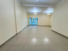 Luxury 2bhk with 3 washroom 1master bedroom rent 55 k 4cheque payment Near by safeer mall