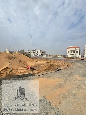 Lowest priced plot with free transfer in prime location in main road with free transfer